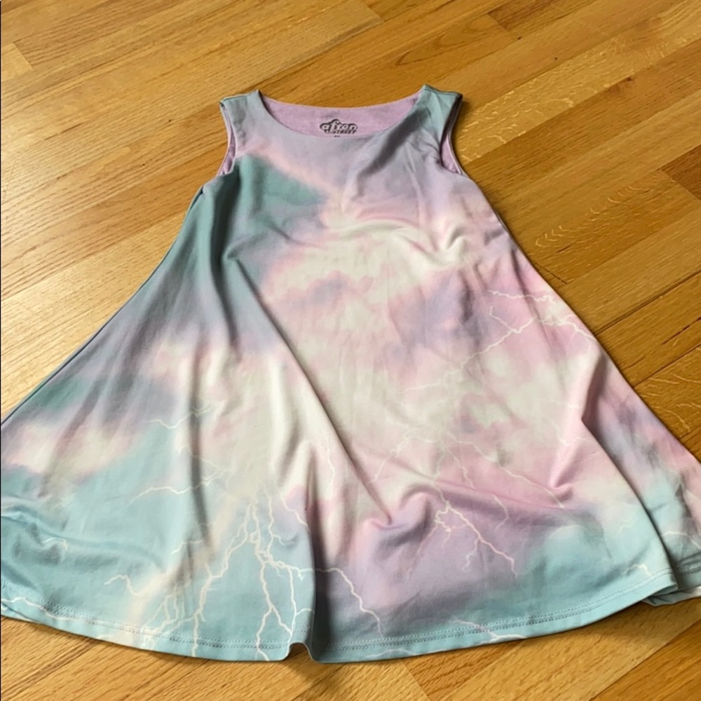 Lightning dress